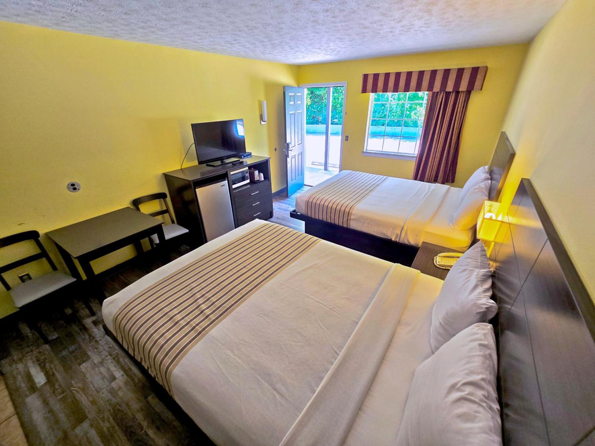 Meriwether Country Inn Warm Springs Екстериор снимка