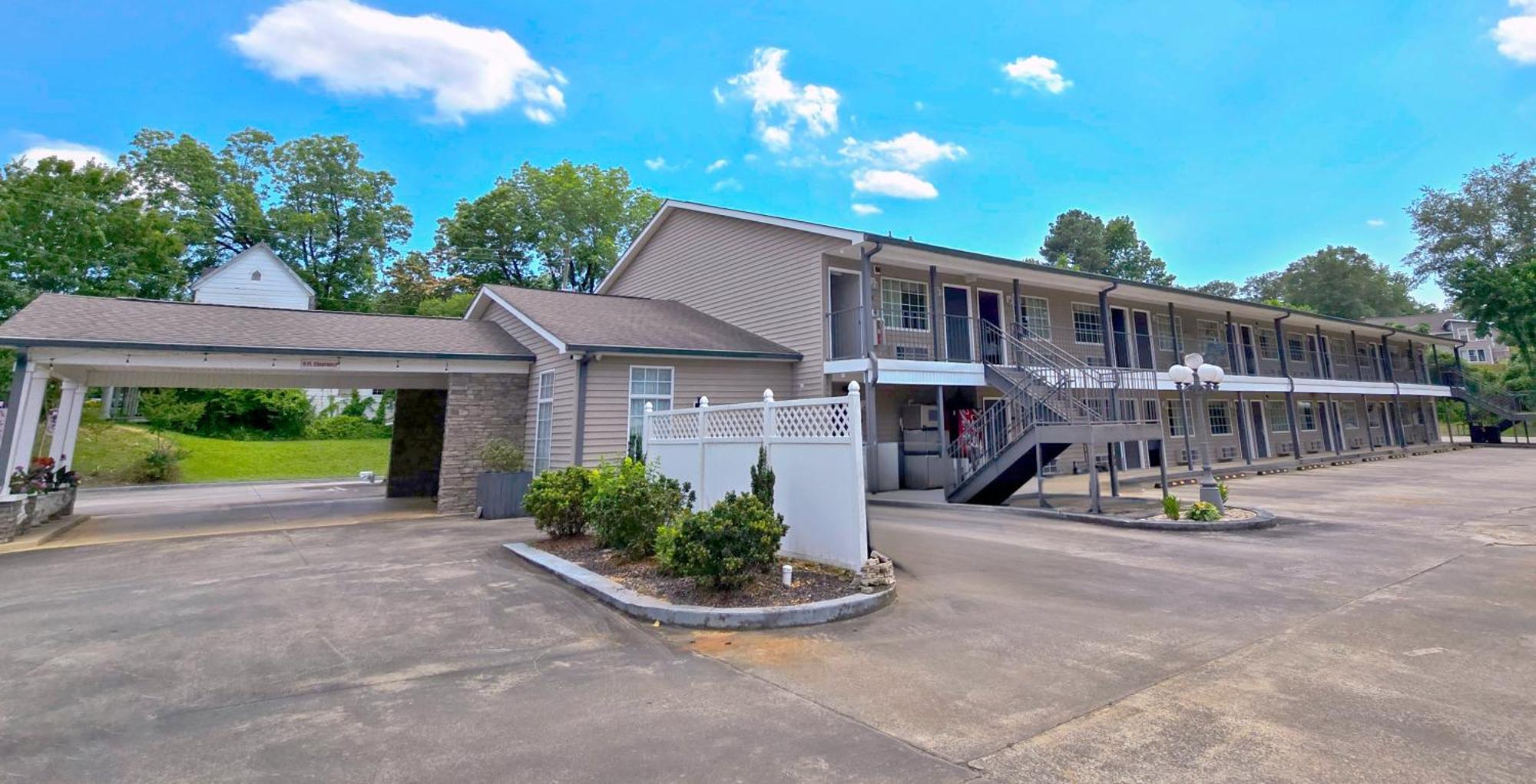 Meriwether Country Inn Warm Springs Екстериор снимка