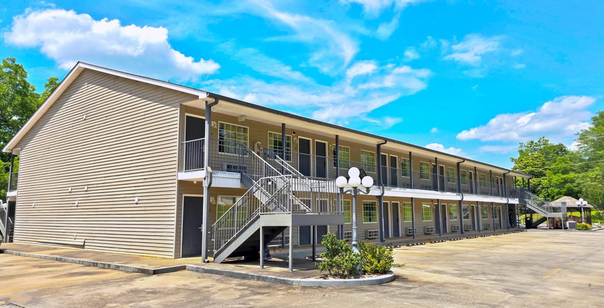 Meriwether Country Inn Warm Springs Екстериор снимка